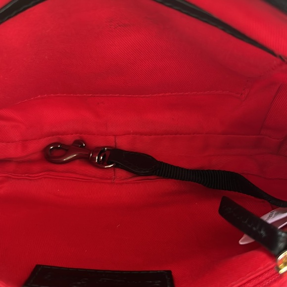 Disney Dooney & Bourke - Tokyo Disney Minnie Bows Pouchette - Picture 5 of 7